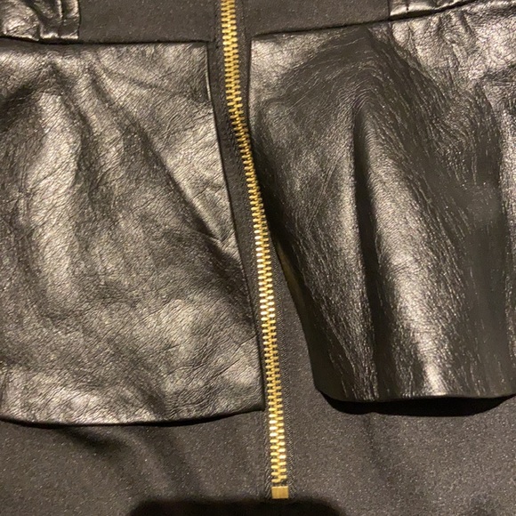 Cute stretchy faux leather peplum dress - H&M size 2 - Picture 4 of 4